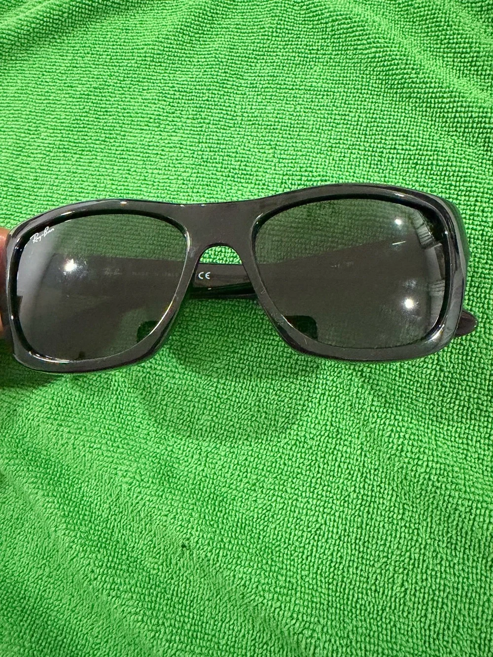 Ray-Ban Glossy Black Sunglasses
